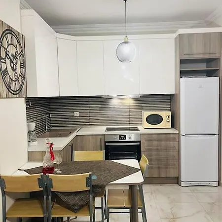 ευρύχωρο στην καρδιά της θεσσαλονίκης דירה *